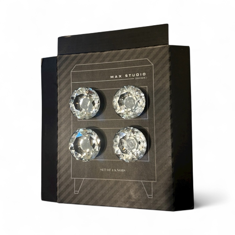 Max Studio Home Clear Crystal glass Knobs Set of 4 New